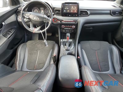 Zdjęcie 8 z 11 samochodu: 2020 HYUNDAI VELOSTER BASE VIN:KMHTG6AFXLU022322 - miniatura