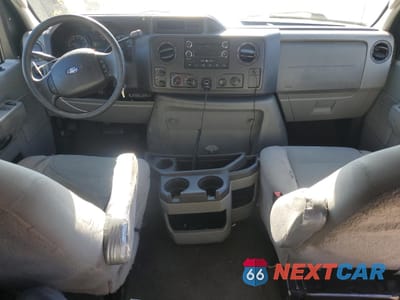Zdjęcie 8 z 15 samochodu: 2011 FORD ECONOLINE E350 SUPER DUTY WAGON VIN:1FBSS3BL0BDA29056 - miniatura