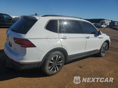 Trzecie zdjęcie samochodu z tyłu: 2023 VOLKSWAGEN TIGUAN S VIN:3VVRB7AX7PM140271 - miniatura