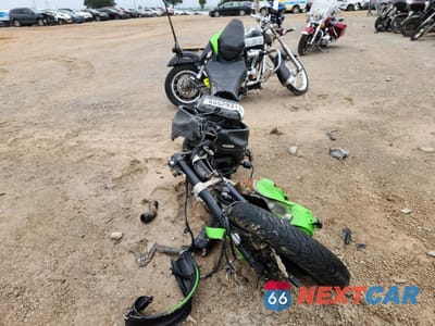 Trzecie zdjęcie samochodu z tyłu: 2021 KAWASAKI ZX636 K VIN:JKBZXJG17MA015379 - miniatura