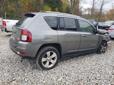 Trzecie zdjęcie samochodu z tyłu: 2014 JEEP COMPASS LATITUDE VIN:1C4NJDEB2ED521743 - miniatura