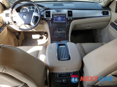 Zdjęcie 8 z 12 samochodu: 2012 CADILLAC ESCALADE ESV PREMIUM VIN:1GYS4JEF3CR283973 - miniatura