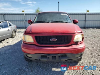 Piąte zdjęcie samochodu w środku: 2002 FORD F150 VIN:1FTRX18W42NA15396 - miniatura