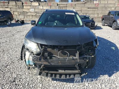 Piąte zdjęcie samochodu w środku: 2016 NISSAN ROGUE S VIN:5N1AT2MV1GC758379 - miniatura
