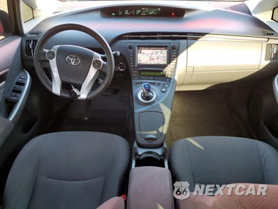 Zdjęcie 8 z 12 samochodu: 2010 TOYOTA PRIUS VIN:JTDKN3DU1A0076787 - miniatura