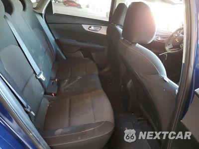 Zdjęcie 10 z 13 samochodu: 2023 KIA FORTE LX VIN:3KPF24AD9PE612681 - miniatura