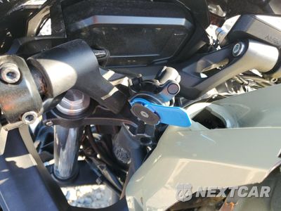 Zdjęcie 8 z 10 samochodu: 2024 KAWASAKI ZX636 K VIN:JKBZXJJ15RA007684 - miniatura