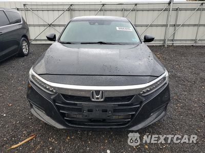Piąte zdjęcie samochodu w środku: 2018 HONDA ACCORD TOURING VIN:1HGCV1F99JA106826 - miniatura