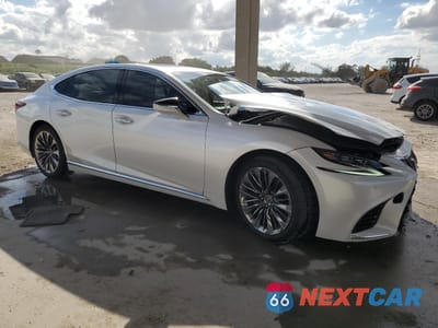 Czwarte zdjęcie samochodu z boku: 2019 LEXUS LS 500 BASE VIN:JTHB51FF9K5007061 - miniatura