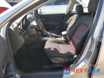 Zdjęcie 7 z 12 samochodu: 2004 MAZDA 3 HATCHBACK VIN:JM1BK143741189615 - miniatura