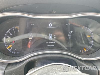 Zdjęcie 9 z 13 samochodu: 2021 JEEP GRAND CHEROKEE LIMITED VIN:1C4RJFBG1MC773730 - miniatura