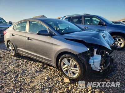 Czwarte zdjęcie samochodu z boku: 2019 HYUNDAI ELANTRA SEL VIN:5NPD84LF6KH465101 - miniatura