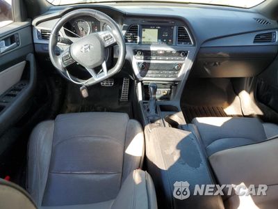 Zdjęcie 8 z 14 samochodu: 2015 HYUNDAI SONATA SPORT VIN:5NPE34AB7FH177306 - miniatura