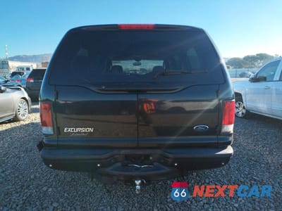 Zdjęcie 6 z 13 samochodu: 2005 FORD EXCURSION LIMITED VIN:1FMNU42P95EA05960 - miniatura