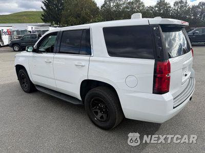 Trzecie zdjęcie samochodu z tyłu: 2017 CHEVROLET TAHOE POLICE VIN:1GNLCDEC8HR190627 - miniatura