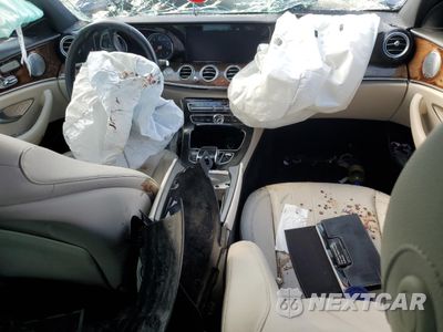 Zdjęcie 8 z 14 samochodu: 2017 MERCEDES-BENZ E 300 VIN:WDDZF4JB6HA034193 - miniatura