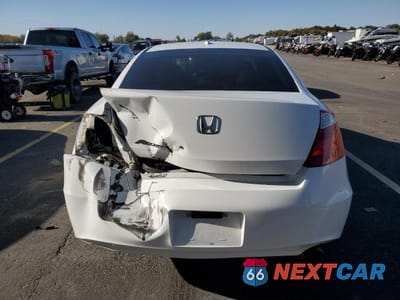 Zdjęcie 6 z 12 samochodu: 2009 HONDA ACCORD EXL VIN:1HGCS12869A007284 - miniatura