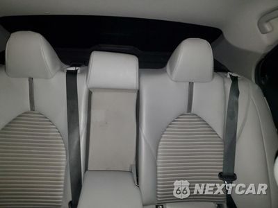 Zdjęcie 10 z 13 samochodu: 2018 TOYOTA CAMRY L VIN:4T1B11HK7JU076063 - miniatura