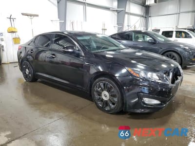Czwarte zdjęcie samochodu z boku: 2011 KIA OPTIMA SX TURBO VIN:KNAGR4A61B5155271 - miniatura