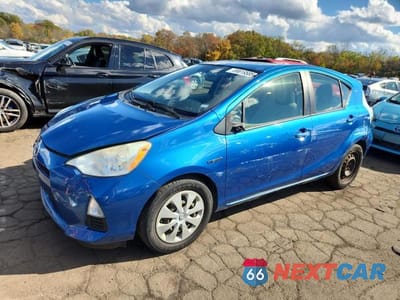 2012 TOYOTA PRIUS C ONE JTDKDTB37C1507823 - główne zdjęcie licytacji z USA - miniatura