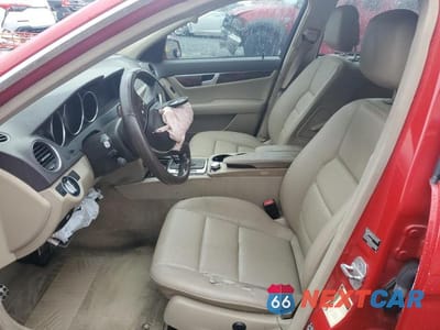 Zdjęcie 7 z 12 samochodu: 2013 MERCEDES-BENZ C 300 4MATIC VIN:WDDGF8AB9DR292315 - miniatura