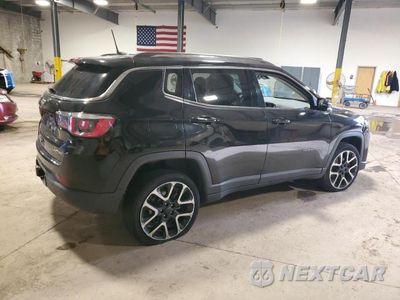 Trzecie zdjęcie samochodu z tyłu: 2017 JEEP COMPASS LIMITED VIN:3C4NJDCB2HT647053 - miniatura