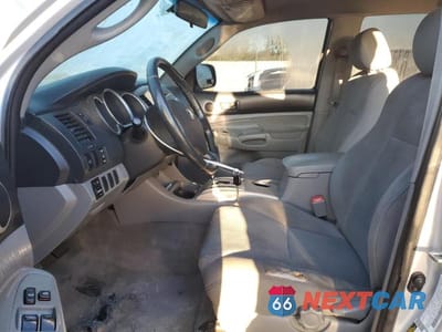 Zdjęcie 7 z 13 samochodu: 2007 TOYOTA TACOMA V6 VIN:3TMLU42N47M011379 - miniatura