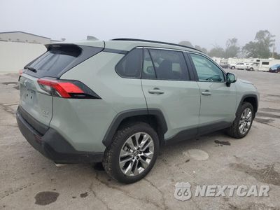 Trzecie zdjęcie samochodu z tyłu: 2023 TOYOTA RAV4 XLE PREMIUM VIN:2T3A1RFV8PW385676 - miniatura