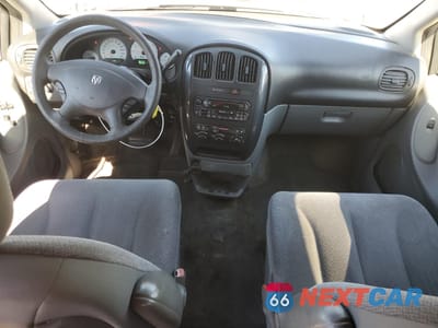Zdjęcie 8 z 12 samochodu: 2005 DODGE GRAND CARAVAN SXT VIN:2D4GP44L55R438003 - miniatura