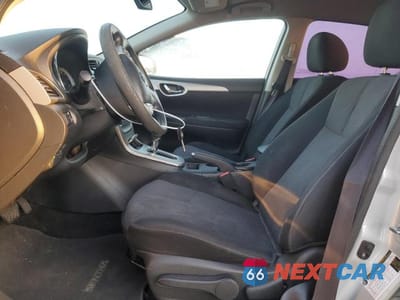 Zdjęcie 7 z 12 samochodu: 2014 NISSAN SENTRA S VIN:3N1AB7AP2EY258099 - miniatura