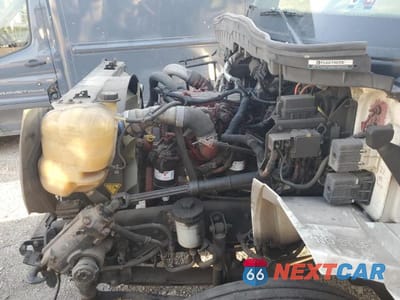 Zdjęcie 7 z 10 samochodu: 2019 INTERNATIONAL 4300 TRUCK CAB AND CHASSIS VIN:1HTMMMML6KH750494 - miniatura