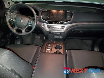 Zdjęcie 8 z 12 samochodu: 2024 HONDA RIDGELINE SPORT VIN:5FPYK3F13RB011160 - miniatura