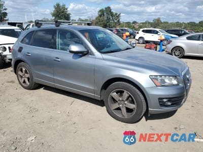 Czwarte zdjęcie samochodu z boku: 2011 AUDI Q5 PREMIUM PLUS VIN:WA1LFAFP3BA070055 - miniatura