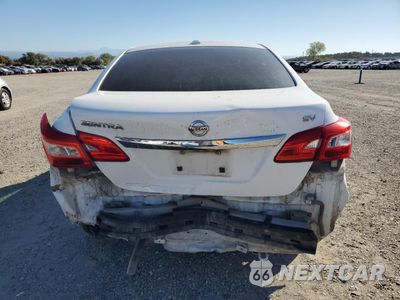 Zdjęcie 6 z 12 samochodu: 2018 NISSAN SENTRA S VIN:3N1AB7APXJL624883 - miniatura