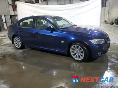 Czwarte zdjęcie samochodu z boku: 2011 BMW 328 XI SULEV VIN:WBAPK5G53BNN80676 - miniatura