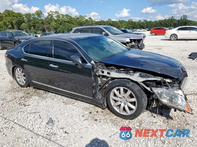 Czwarte zdjęcie samochodu z boku: 2008 LEXUS LS 460L VIN:JTHGL46F485028762 - miniatura