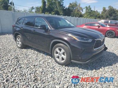 Czwarte zdjęcie samochodu z boku: 2021 TOYOTA HIGHLANDER L VIN:5TDCZRAH2MS088094 - miniatura
