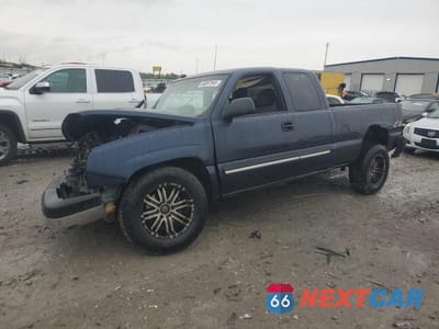 2005 CHEVROLET SILVERADO K1500 1GCEK19Z75Z137446 - główne zdjęcie licytacji z USA - miniatura