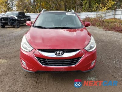 Piąte zdjęcie samochodu w środku: 2015 HYUNDAI TUCSON LIMITED VIN:KM8JUCAG3FU084060 - miniatura