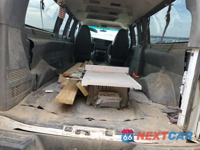 Zdjęcie 11 z 13 samochodu: 2012 CHEVROLET EXPRESS G3500 LS VIN:1GAZGZFG8C1140624 - miniatura