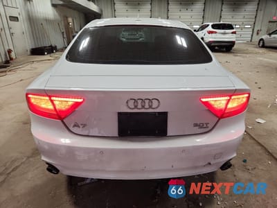 Zdjęcie 6 z 14 samochodu: 2014 AUDI A7 PREMIUM PLUS VIN:WAUWGAFC5EN073112 - miniatura