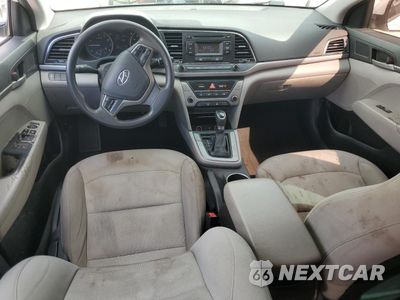 Zdjęcie 8 z 13 samochodu: 2017 HYUNDAI ELANTRA SE VIN:5NPD74LF0HH098904 - miniatura
