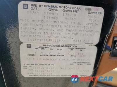 Zdjęcie 12 z 12 samochodu: 1988 CHEVROLET CORVETTE VIN:1G1YY3181J5118590 - miniatura