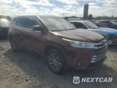 Czwarte zdjęcie samochodu z boku: 2017 TOYOTA HIGHLANDER SE VIN:5TDKZRFH6HS233664 - miniatura
