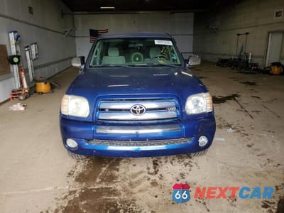 Piąte zdjęcie samochodu w środku: 2005 TOYOTA TUNDRA DOUBLE CAB SR5 VIN:5TBDT44145S482830 - miniatura