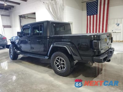 Drugie zdjęcie samochodu z przodu: 2020 JEEP GLADIATOR OVERLAND VIN:1C6HJTFG0LL124706 - miniatura