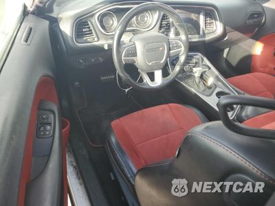 Zdjęcie 8 z 14 samochodu: 2016 DODGE CHALLENGER R/T SCAT PACK VIN:2C3CDZFJ3GH220720 - miniatura