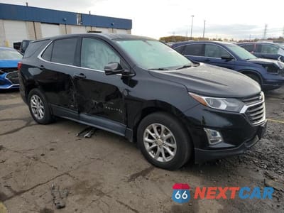 Czwarte zdjęcie samochodu z boku: 2019 CHEVROLET EQUINOX LT VIN:2GNAXUEV9K6191785 - miniatura