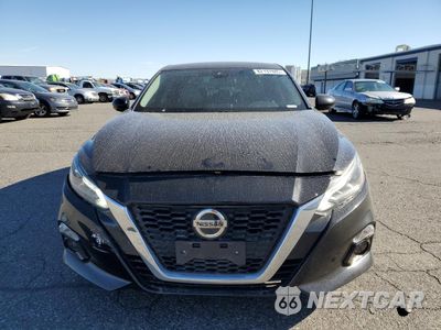 Piąte zdjęcie samochodu w środku: 2019 NISSAN ALTIMA SL VIN:1N4BL4EVXKC213685 - miniatura