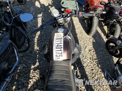 Zdjęcie 6 z 10 samochodu: 2019 MOTO GUZZI V7 III VIN:ZGULDU021KM000091 - miniatura